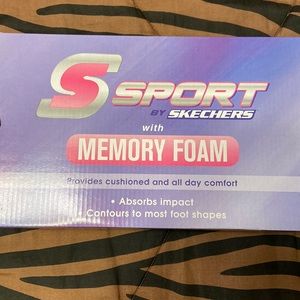 Skechers memory foam shoes